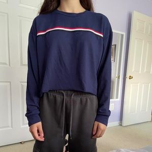 slightly cropped navy long sleeve tee